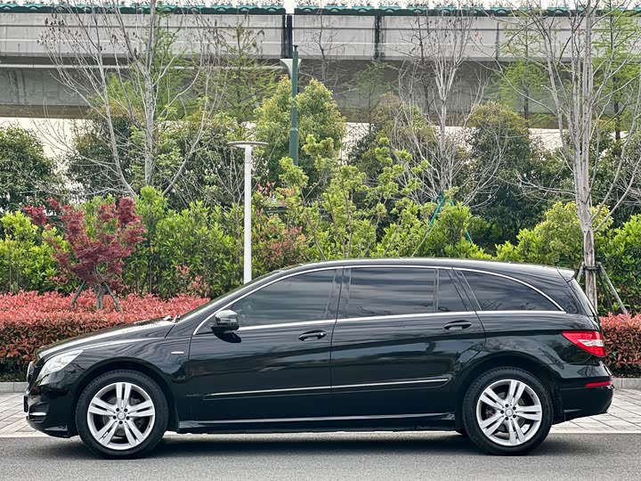 Mercedes-Benz R-Class 2017 R 320 4 MATIC Luxury — фото 7
