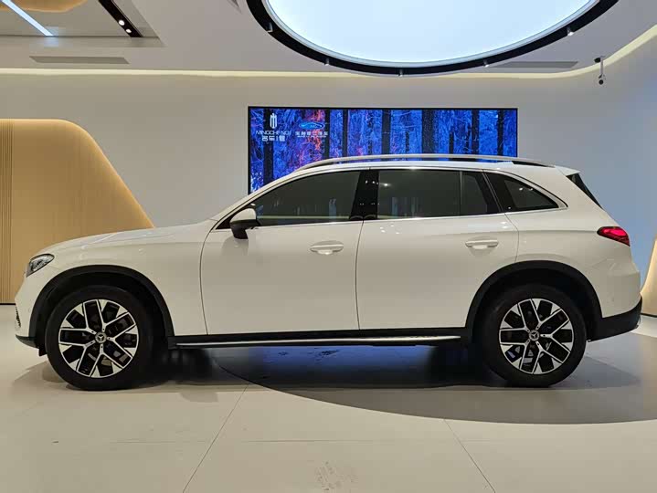 Mercedes-Benz GLC 2024 GLC 260 L 4 MATIC 7 — фото 7