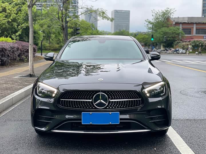 Mercedes-Benz E-Class 2022 E 300 L — фото 2