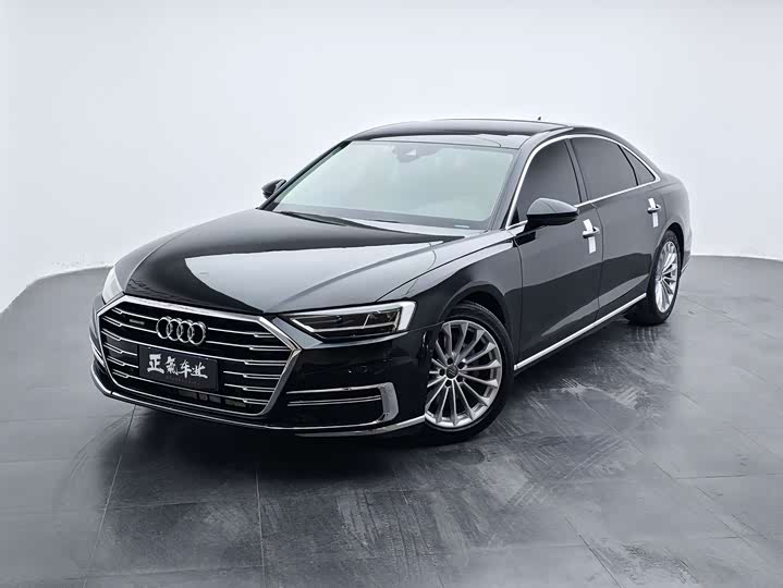 Audi A8 2019 Plus A 8 L 50 TFSI quattro Comfort — фото 2