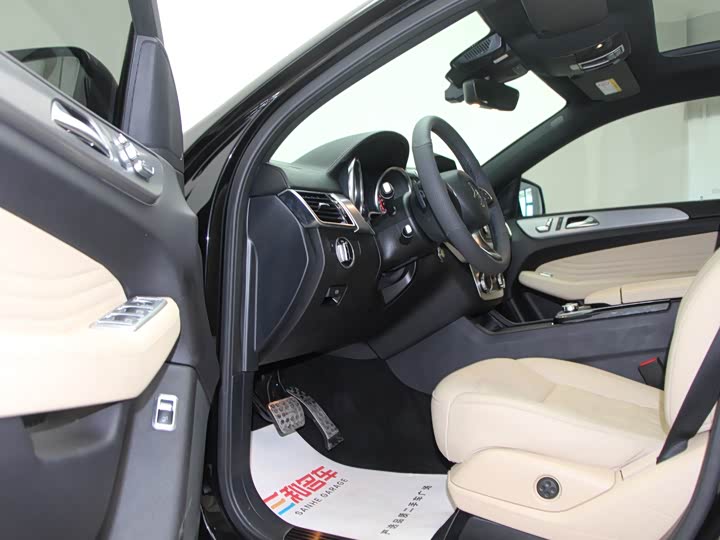 Mercedes-Benz GLE 2018 GLE 320 4 MATIC SUV — фото 8