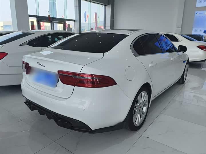 Jaguar XEL 2019 2.0 T 200 PS — фото 7