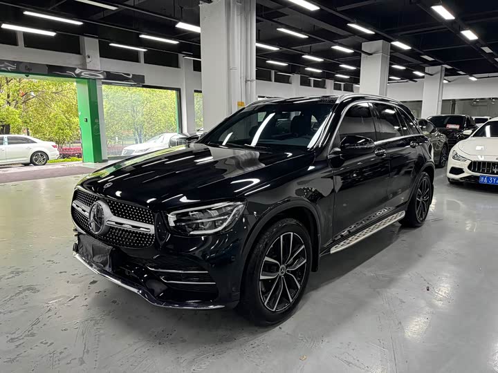 Mercedes-Benz GLC 2021 GLC 260 L 4 MATIC Luxury — фото 1