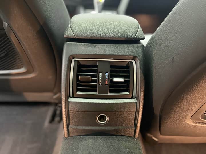 BMW 3-Series 2018 320 Li Leading M — фото 25