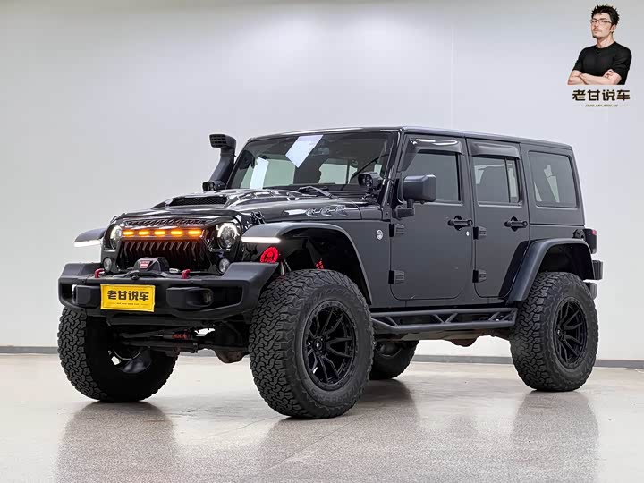 Jeep Wrangler — фото 1