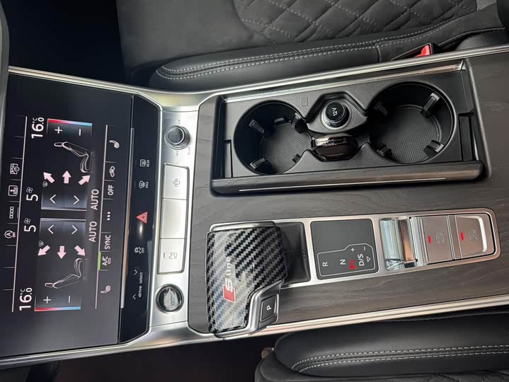 Audi A6L 2023 55 TFSI quattro — фото 17