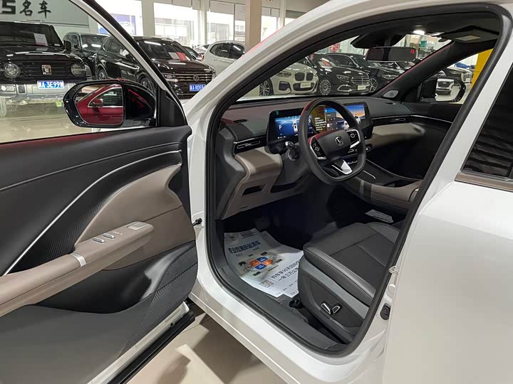 Changan CS55 PLUS 2026 1.5 T Luxury — фото 9
