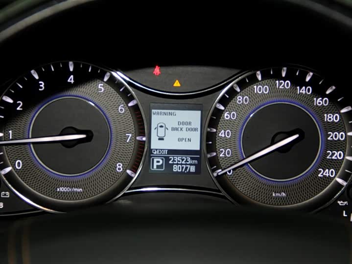 Infiniti QX80 2019 5.6 L Pro — фото 33