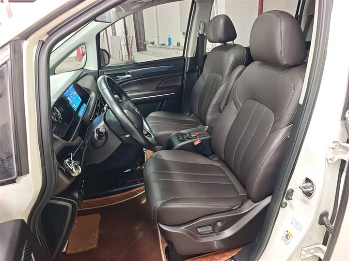 Trumpchi M6 2019 270 T DCT ( ) VI — фото 11