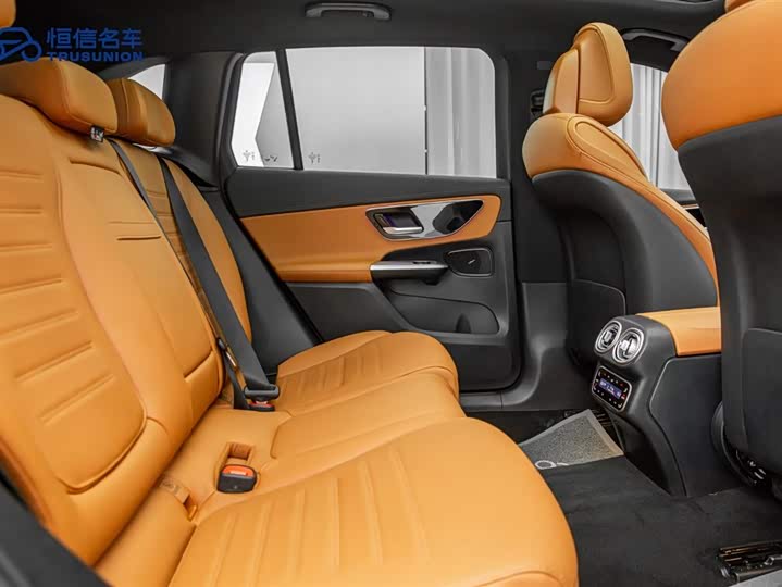 Mercedes-Benz GLC 2023 GLC 260 L 4 MATIC Luxury 5 — фото 16