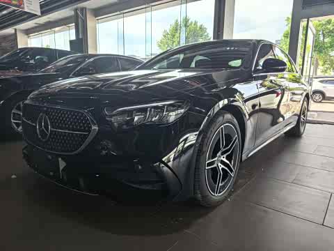 Mercedes-Benz E-Class 2024 E 300 L Sport — фото 10