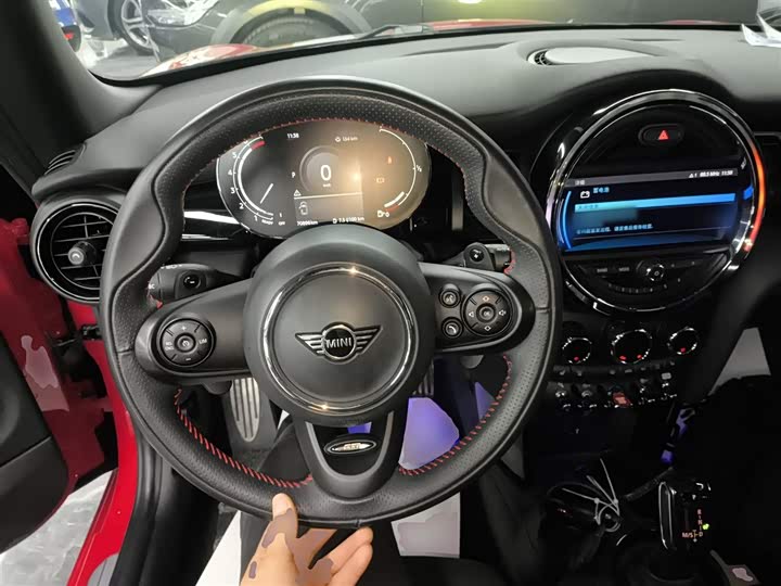 MINI Hatch — фото 11