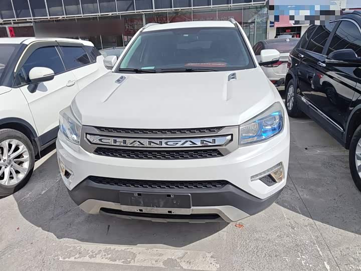 Changan CS75 2017 1.5 T MT — фото 3