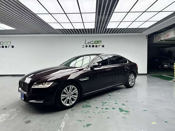 Jaguar XFL 2018 XFL 2.0 T 250 PS — фото 1