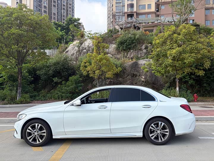 Mercedes-Benz C-Class C 200 L спорт — фото 4
