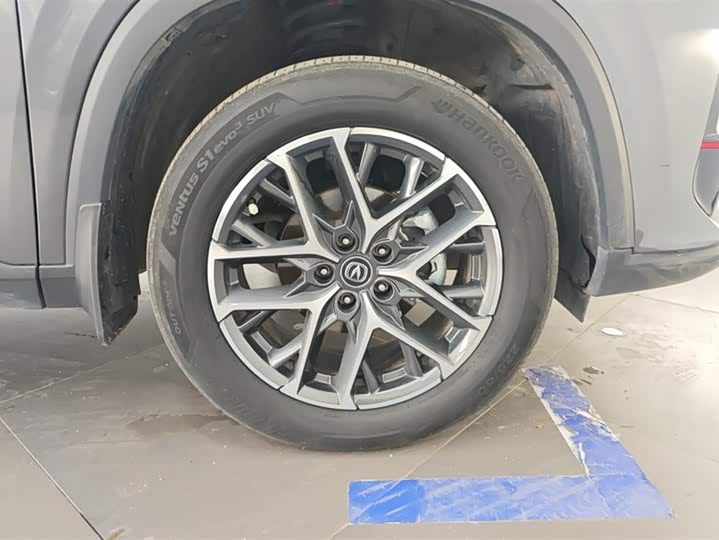 Changan CS75 PLUS 2022 1.5 T ATPremium — фото 6