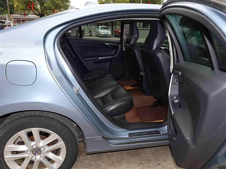 Volvo S60 2018 S 60 L T 3 — фото 18