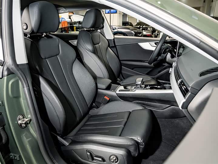 Audi A5 2023 Sportback 40 TFSI quattro — фото 20