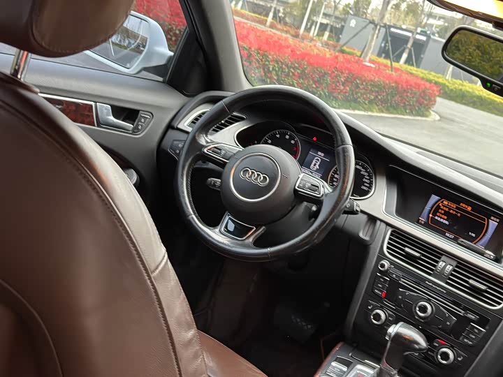 Audi A4L 2016 35 TFSI S line Comfort — фото 12