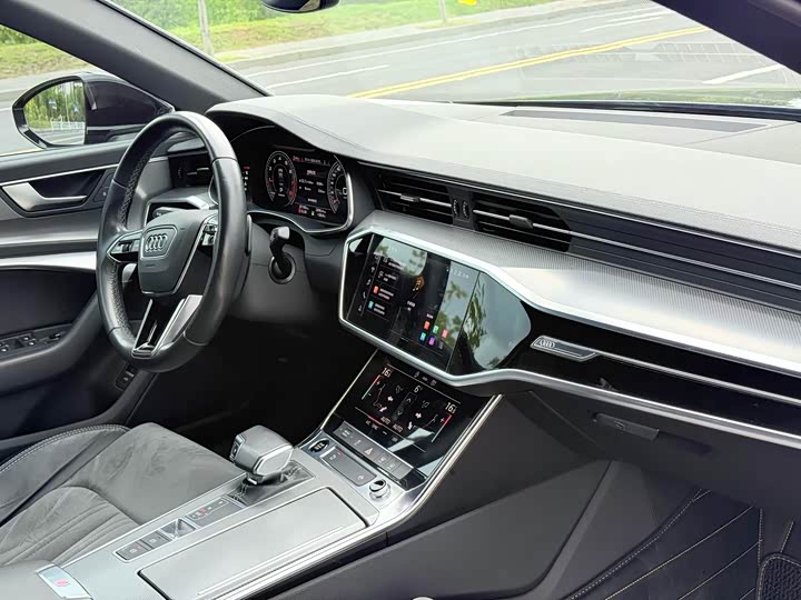 Audi A6L 40 TFSI люкс-динамик — фото 6