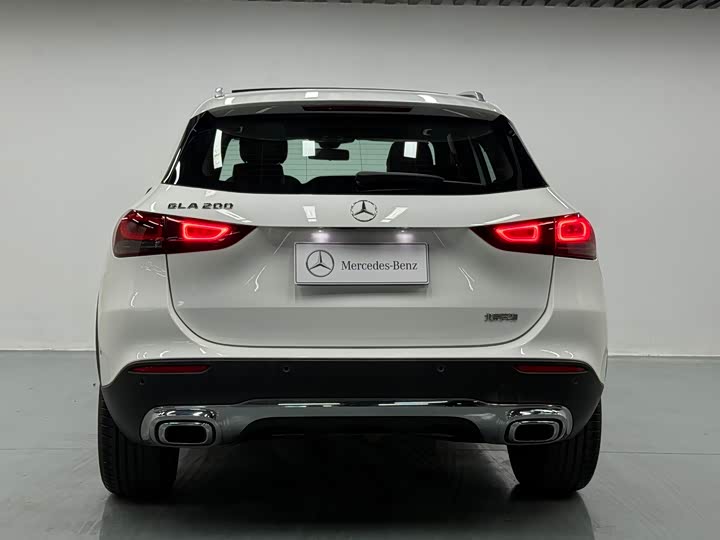 Mercedes-Benz GLA 2020 GLA 200 — фото 16