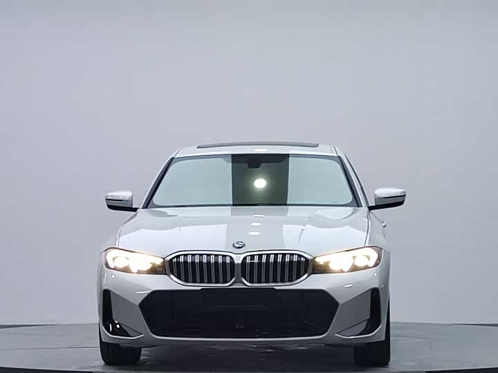 BMW 3-Series 2023 320 Li M — фото 2
