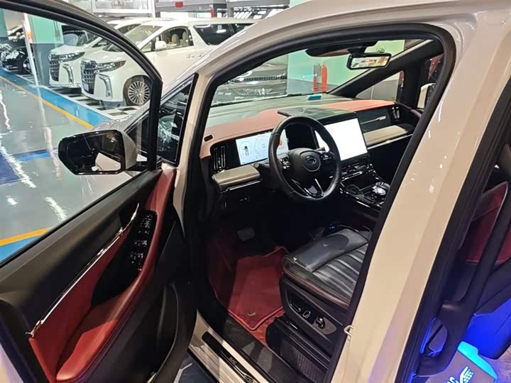 Trumpchi M8 2023 — фото 16