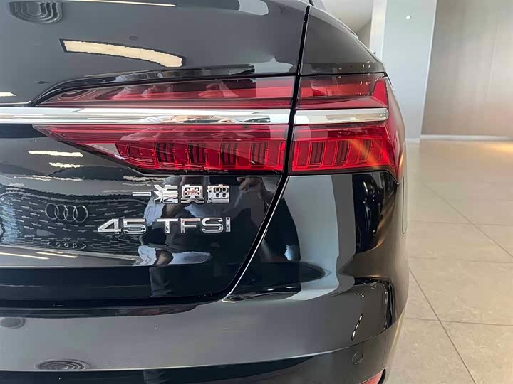 Audi A6L 2020 45 TFSI — фото 17