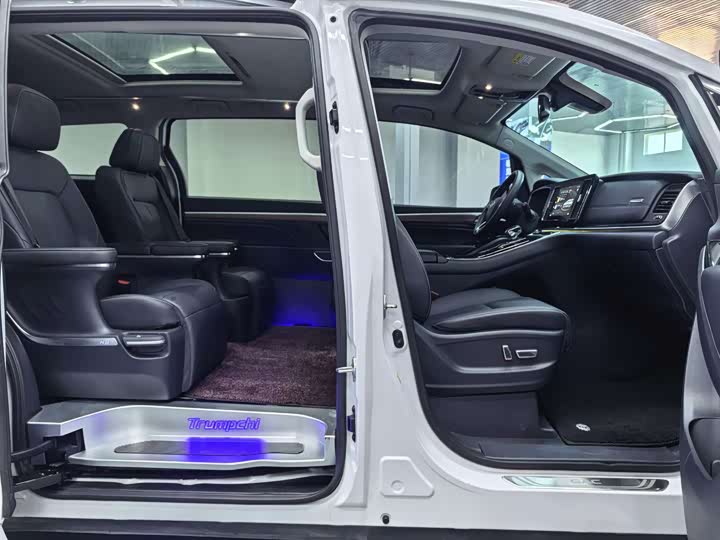 Trumpchi M8 2023 390 T — фото 12