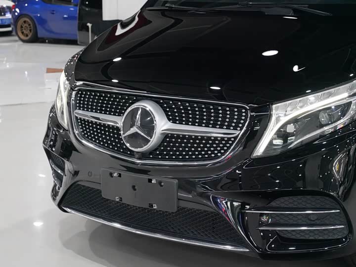 Mercedes-Benz V-Class 2021 V 260 L — фото 4