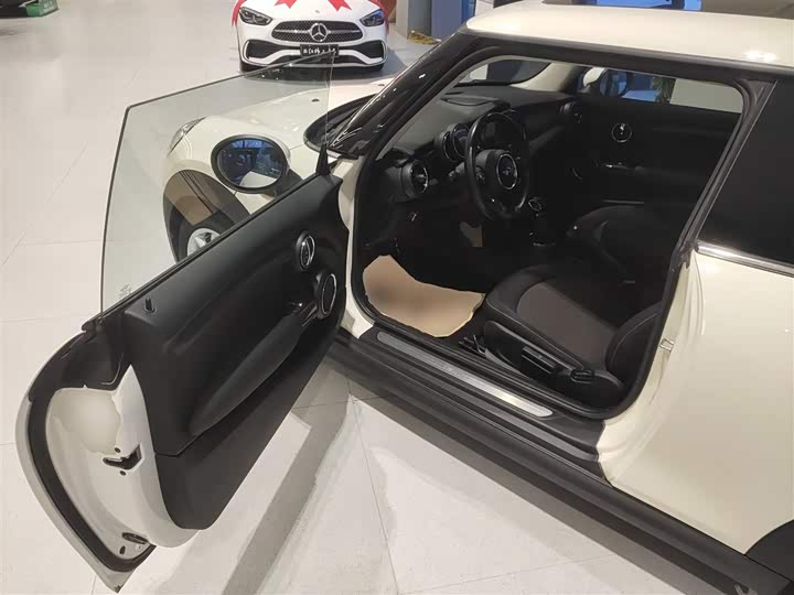 MINI Hatch — фото 16