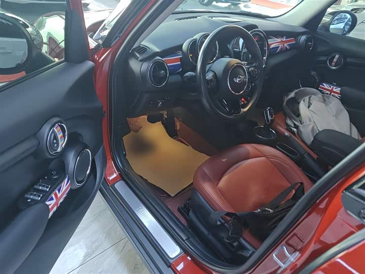 MINI Hatch — фото 12