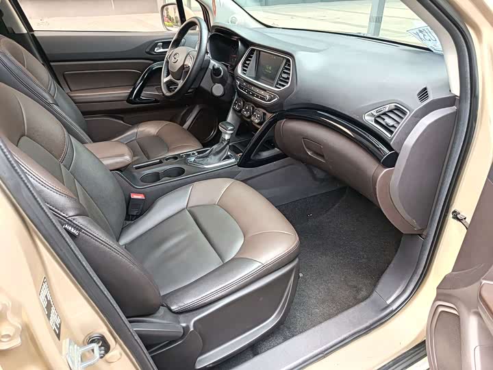 Trumpchi GS4 2017 235 T AT 2 WD — фото 11