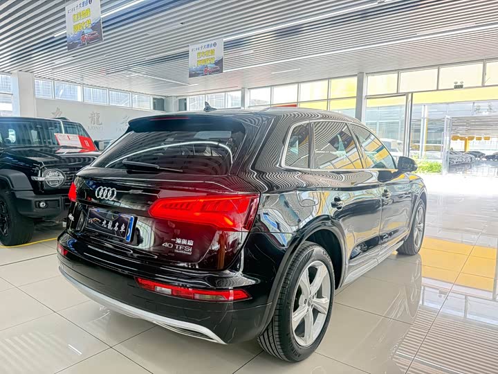 Audi Q5L рестайлинг 40 TFSI базовая — фото 6