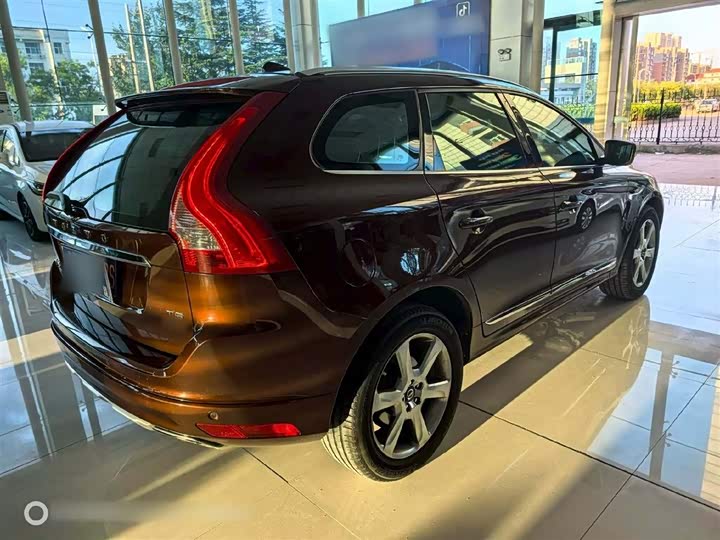 Volvo XC60 2015 T 5 AWD — фото 7