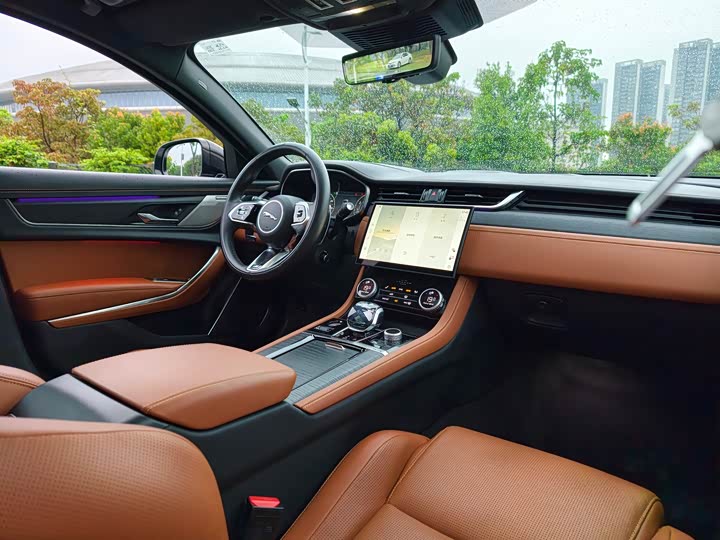 Jaguar XFL 2024 2.0 T P 300 4 WD — фото 15