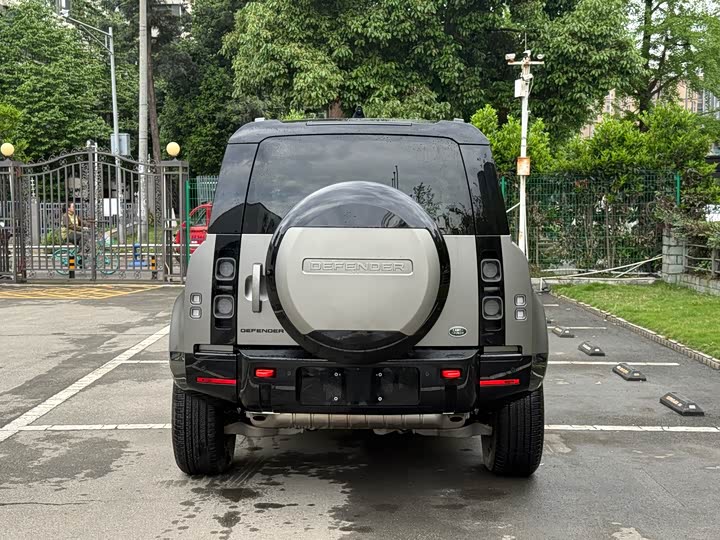 Land Rover Defender — фото 4
