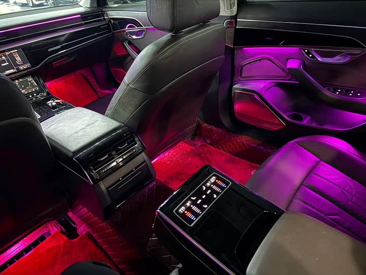 Audi A8 2019 Plus A 8 L 50 TFSI quattro Comfort — фото 18