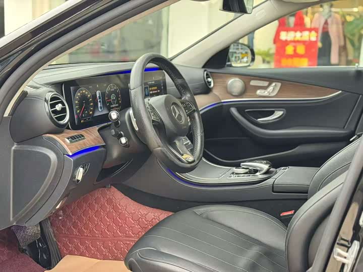 Mercedes-Benz E-Class 2017 E 320 L 4 MATIC — фото 3