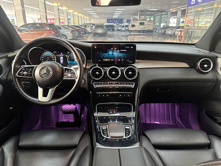 Mercedes-Benz GLC 2020 GLC 260 4 MATIC SUV — фото 15