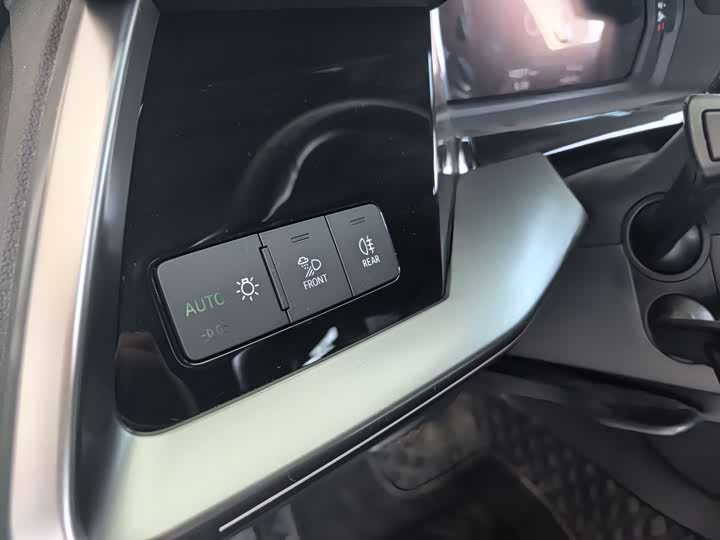 Audi A3 2025 Sportback 35 TFSI — фото 6