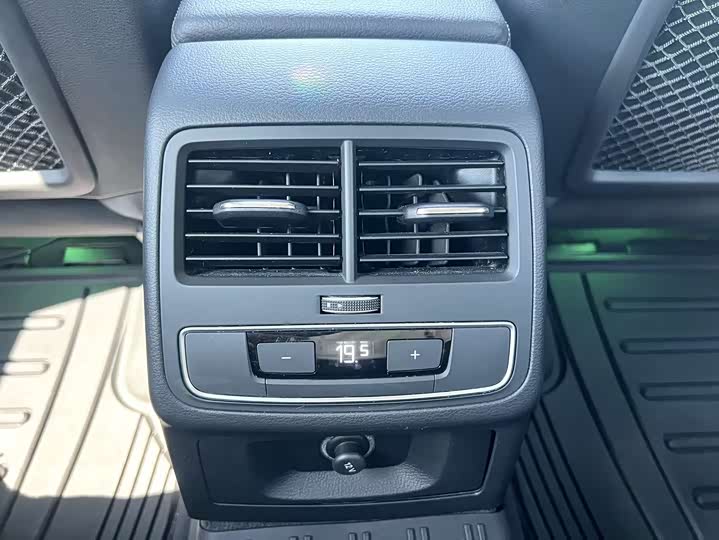 Audi A 4 2020 Avant 40 TFSI — фото 18