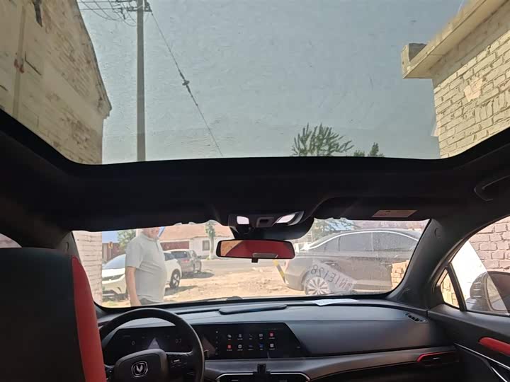 Changan UNI-T 2020 1.5 T Premium — фото 18