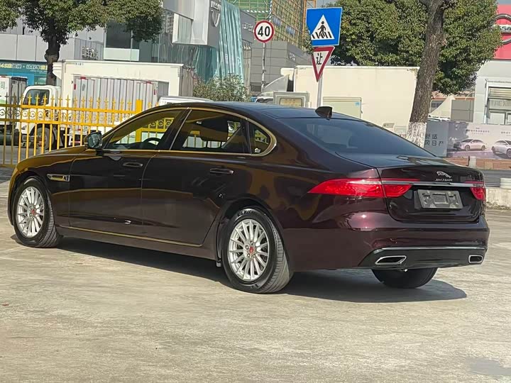 Jaguar XFL 2017 XFL 2.0 T 200 PS — фото 7