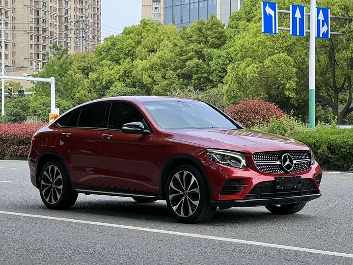 Mercedes-Benz GLC 260 4MATIC SUV — фото 3