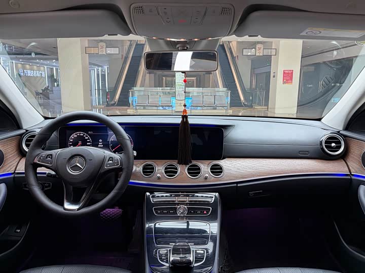 Mercedes-Benz E-Class 2016 E 200 L — фото 7