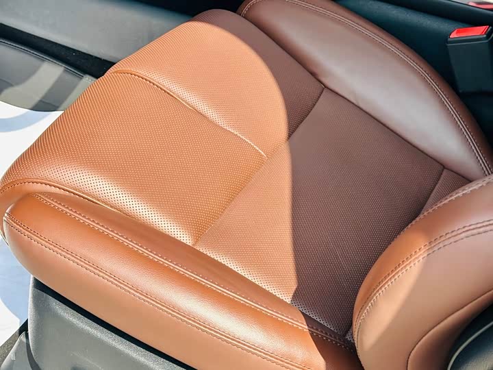 Lincoln Navigator — фото 17