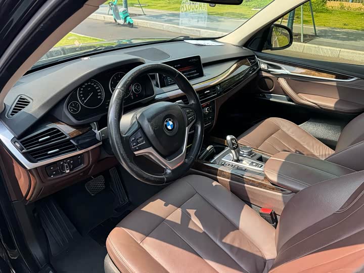 BMW X5 xDrive28i — фото 4