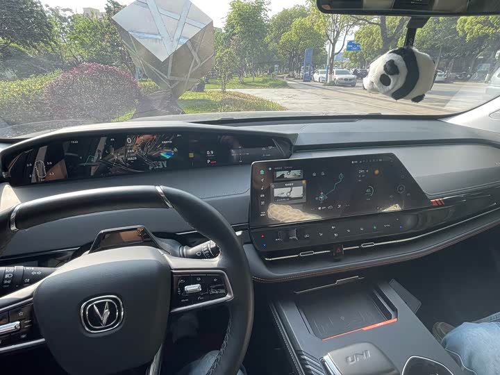 Changan UNI-K 2021 2.0 T Premium — фото 15