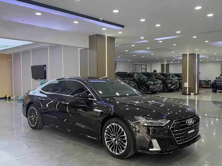Audi A7L 45 TFSI люкс — фото 3